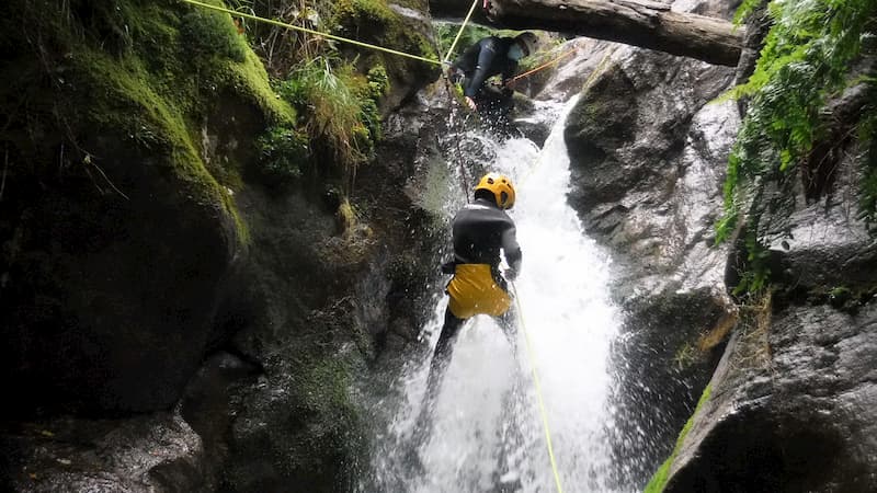 Barranco de Luneda rápel