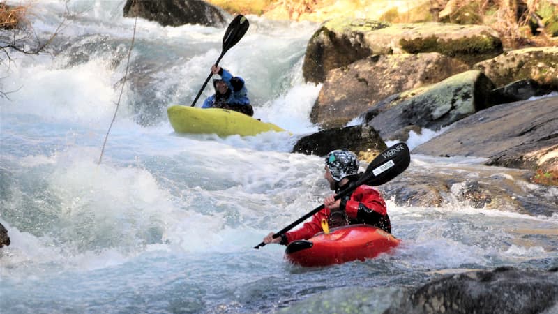 Kayak de aguas bravas en Galicia Tours