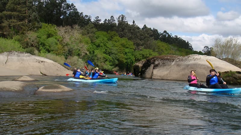 Kayak autovaciable por aguas tranquilas Salvaterra