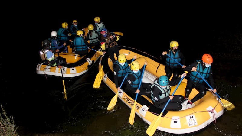 Rafting nocturno en Galicia río Miño